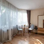 Location 3 Bedroom Next To The