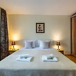 Apartament Location 3 Bedroom Next To The