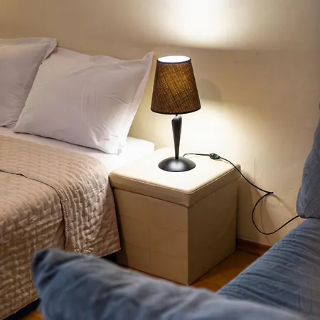 Location 3 Bedroom Next To The アパート ヴァルナ