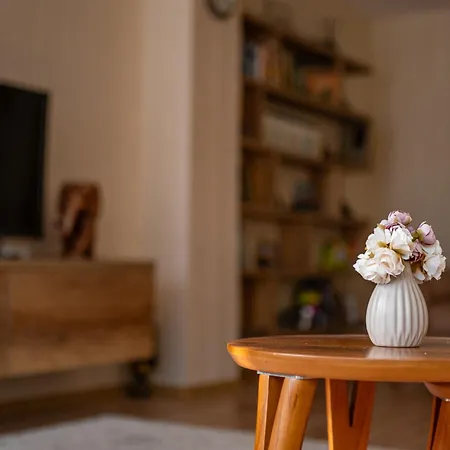 Location 3 Bedroom Next To The Βάρνα