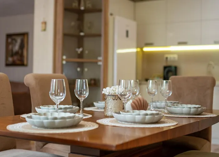 Location 3 Bedroom Next To The Lejlighed