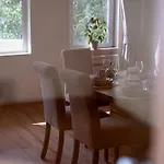 Lägenhet Location 3 Bedroom Next To The *