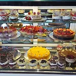 Location 3 Bedroom Next To The Lägenhet