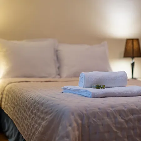 شقة Location 3 Bedroom Next To The