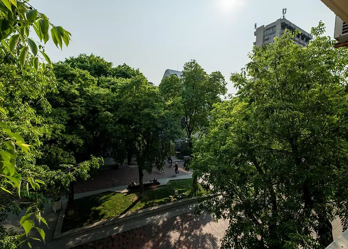 Location 3 Bedroom Next To The فارنا